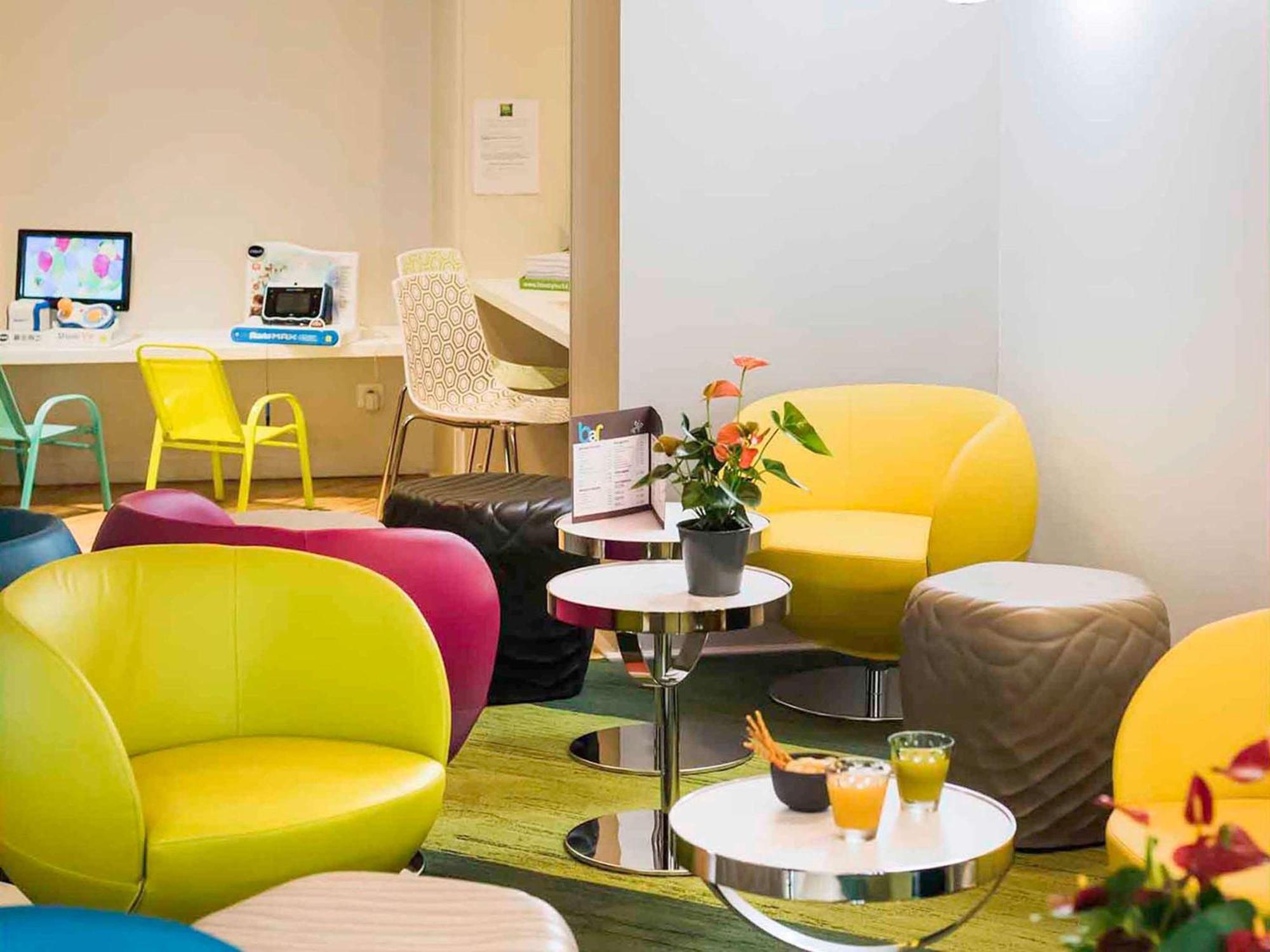 Ibis Styles Strasbourg Stade De La Meinau Bagian luar foto