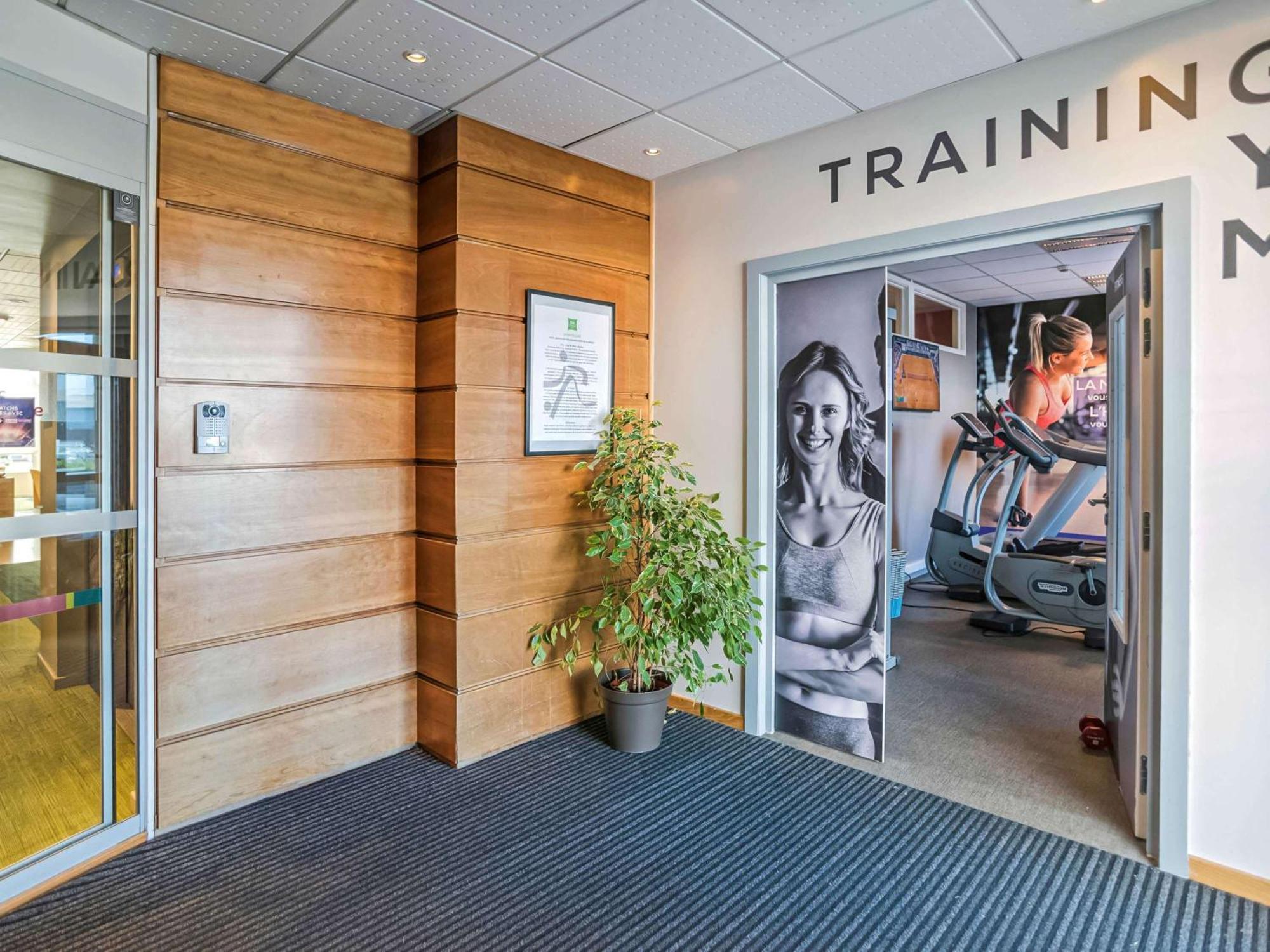 Ibis Styles Strasbourg Stade De La Meinau Bagian luar foto