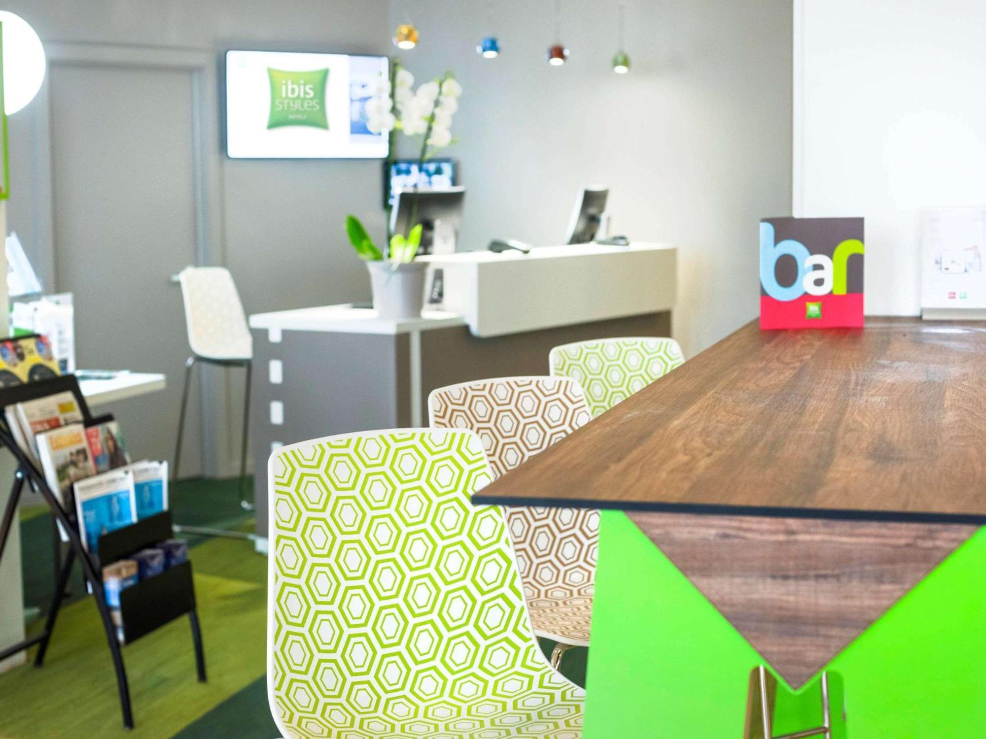 Ibis Styles Strasbourg Stade De La Meinau Bagian luar foto
