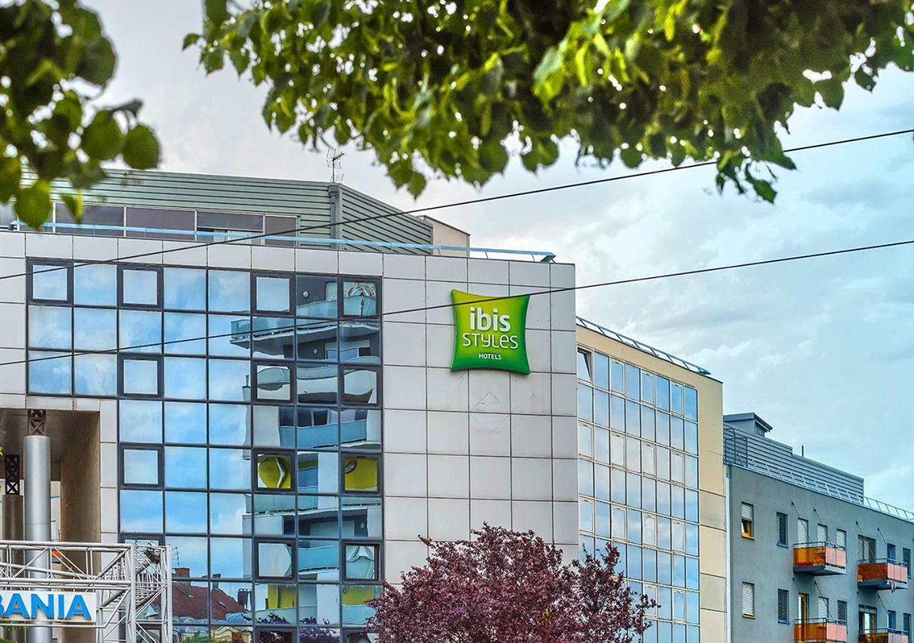 Ibis Styles Strasbourg Stade De La Meinau Bagian luar foto